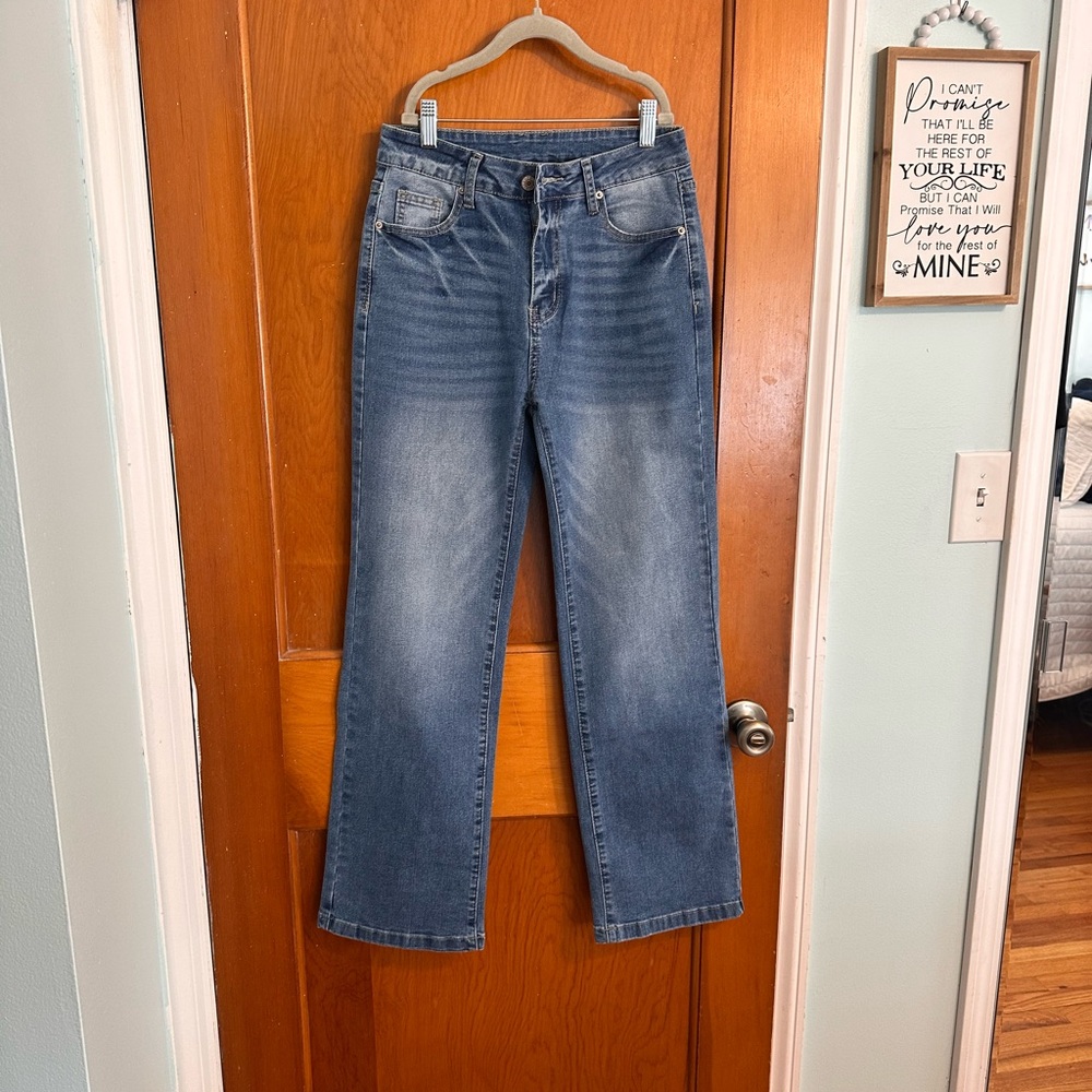 Amazon Women’s Straight Leg Jeans in Faded Blue Wash